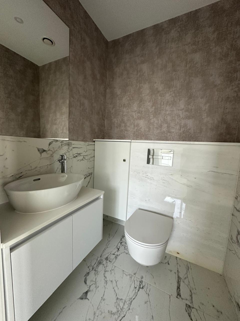 Apartment (Flat) in Germasoyia Tourist Area, Limassol for Sale