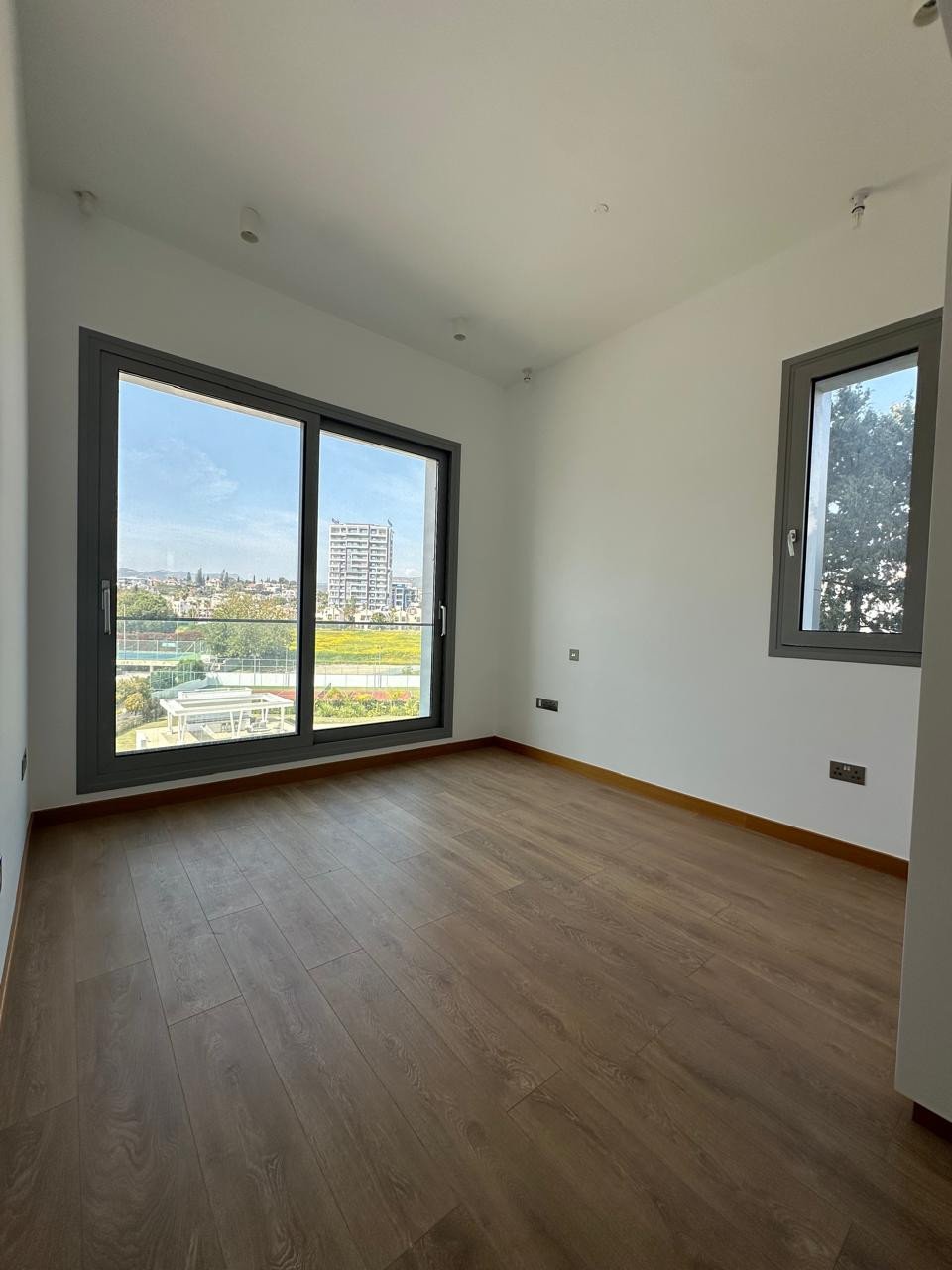 Apartment (Flat) in Germasoyia Tourist Area, Limassol for Sale