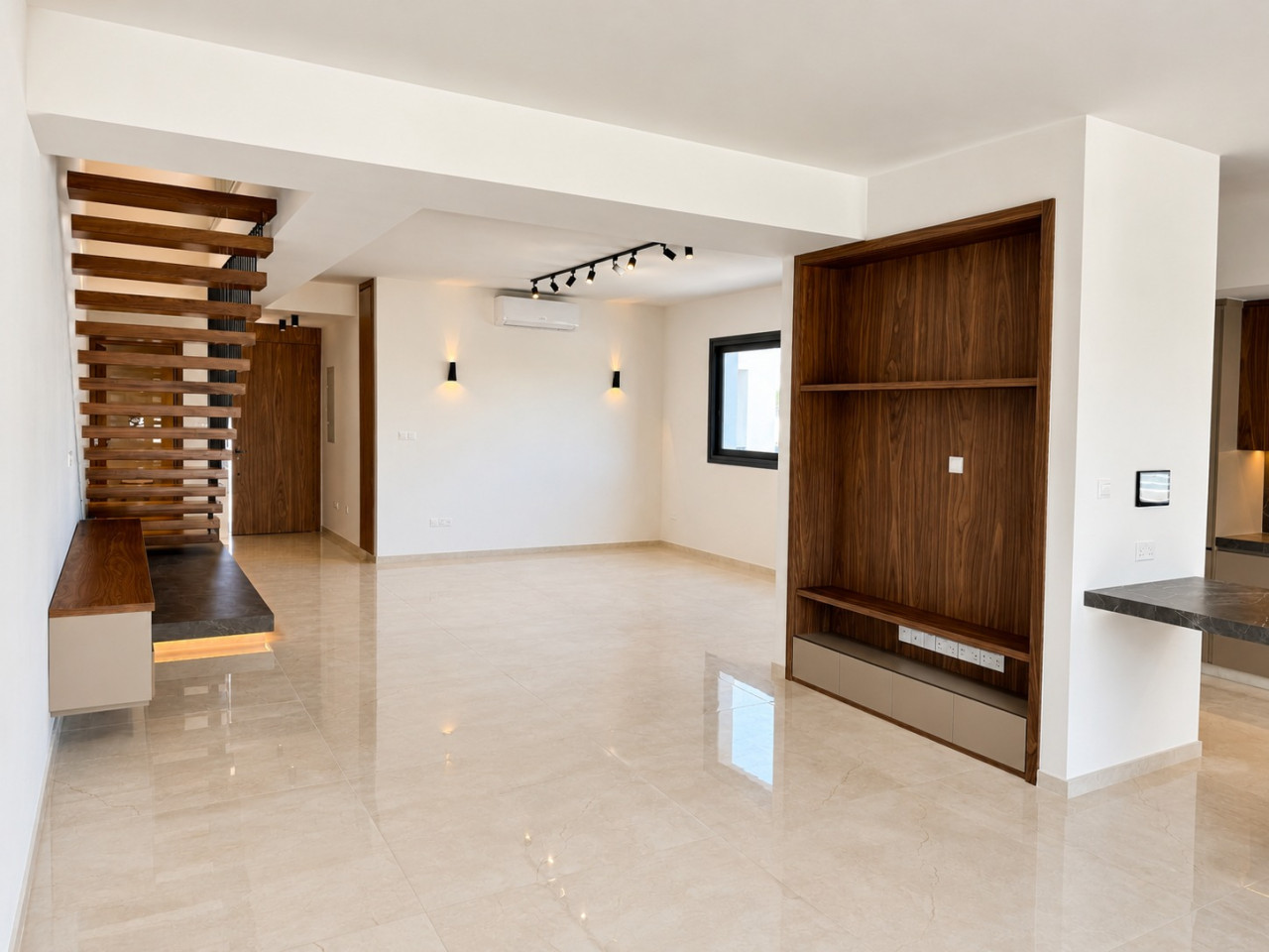 House (Semi detached) in Agios Athanasios, Limassol for Sale