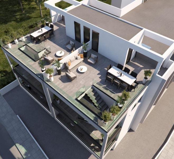 Apartment (Penthouse) in Aradippou, Larnaca for Sale