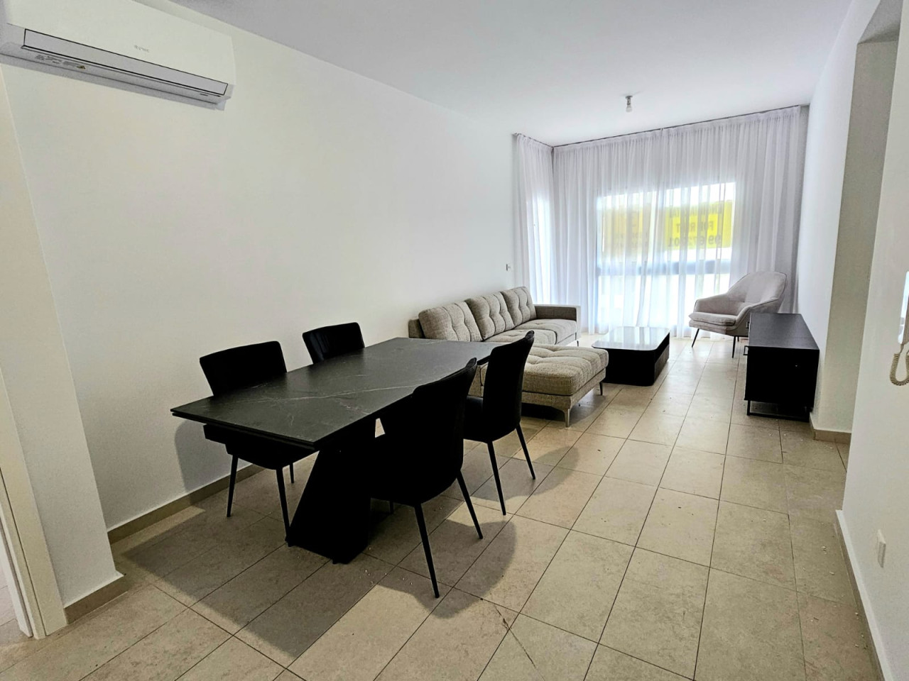 Apartment (Flat) in Neapoli, Limassol for Rent