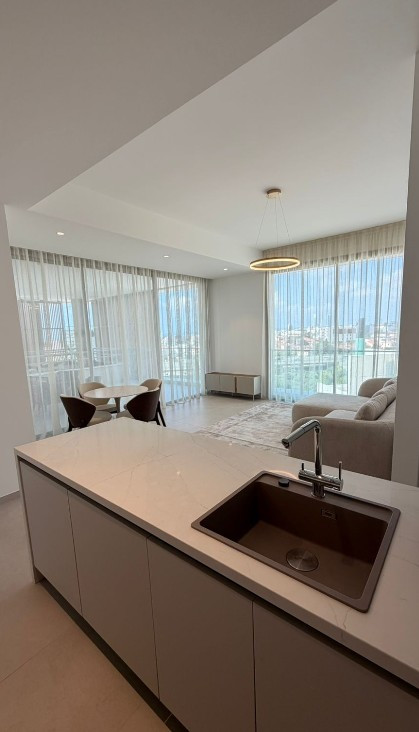 Apartment (Flat) in Green Area, Limassol for Sale