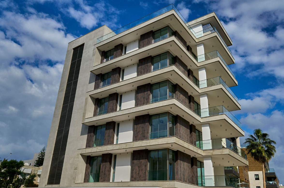 Apartment (Penthouse) in Germasoyia Tourist Area, Limassol for Sale
