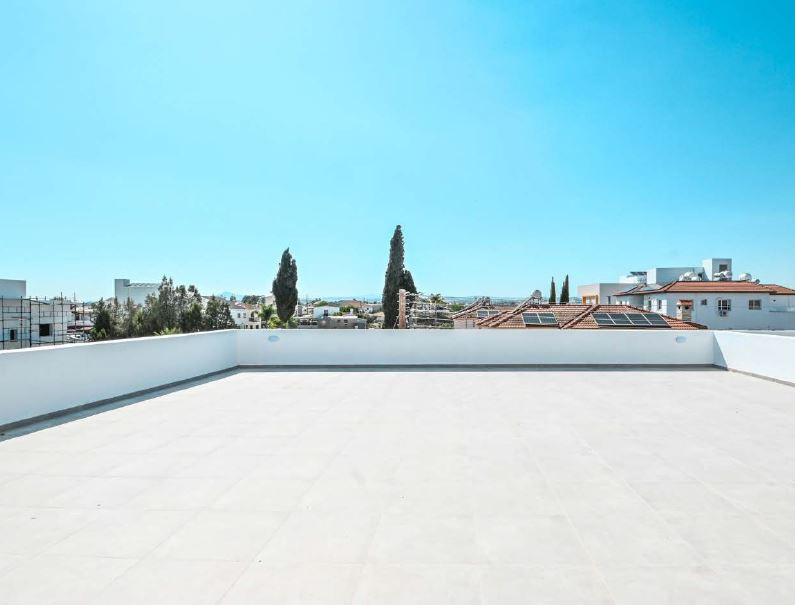 Apartment (Penthouse) in Livadia, Larnaca for Sale