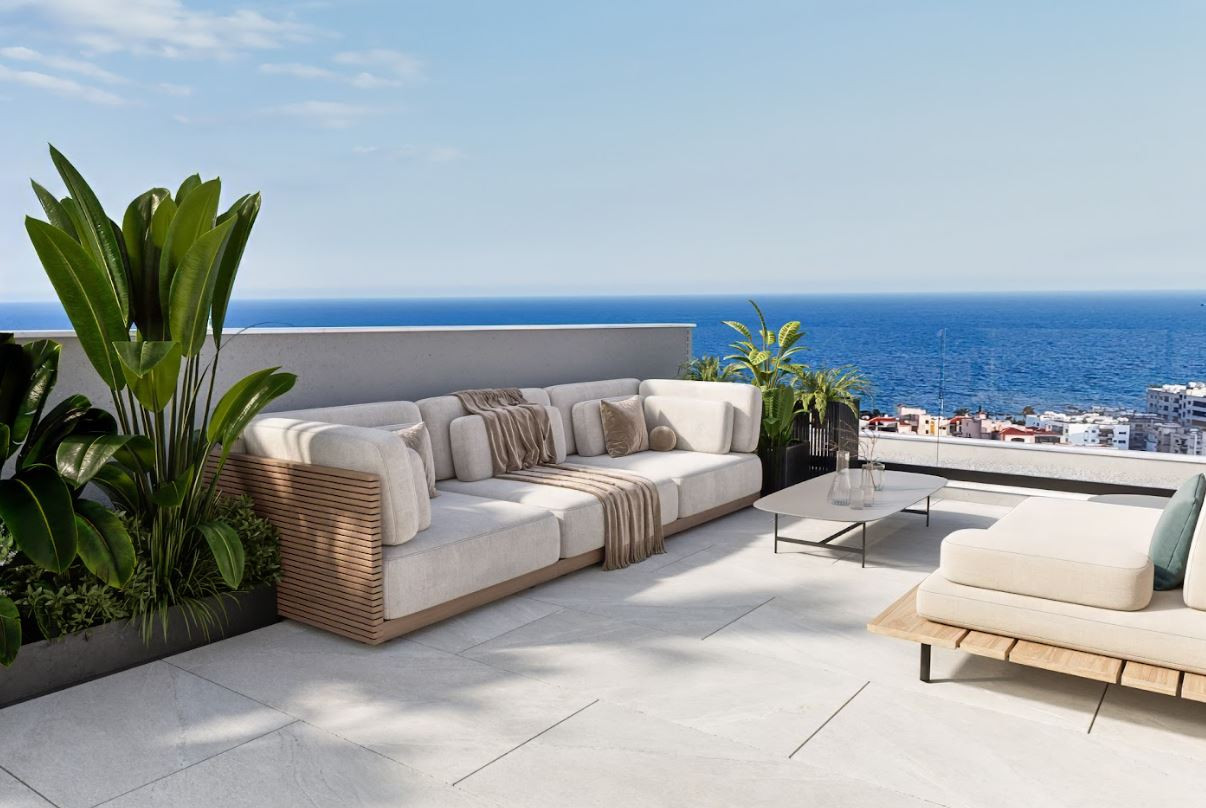 Apartment (Penthouse) in Moutagiaka Tourist Area, Limassol for Sale