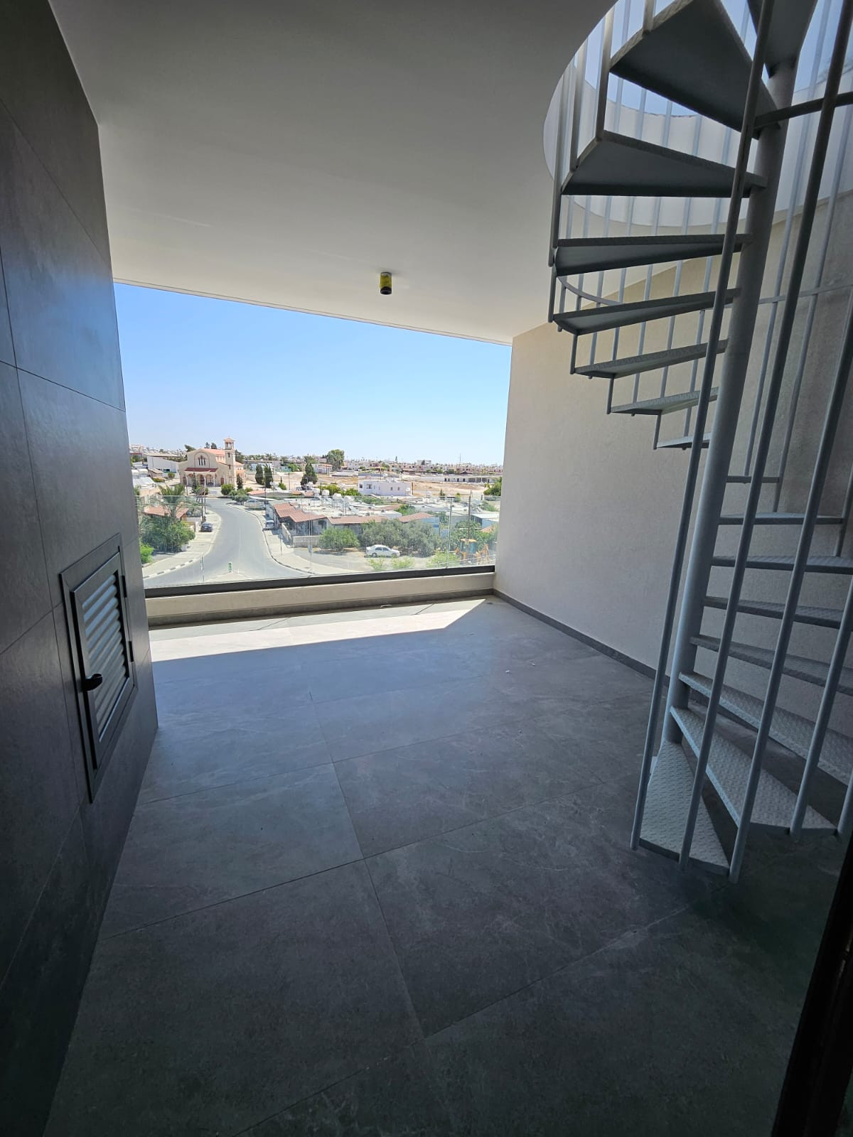 Apartment (Penthouse) in Aradippou, Larnaca for Sale