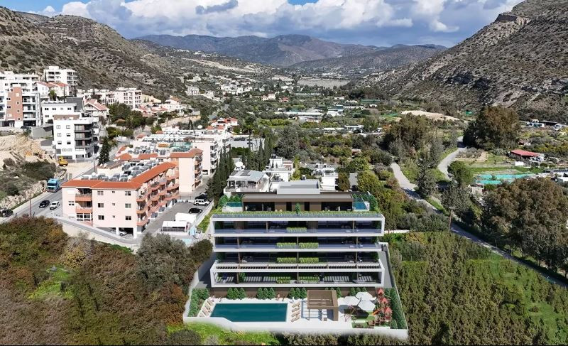 Apartment (Penthouse) in Germasoyia, Limassol for Sale