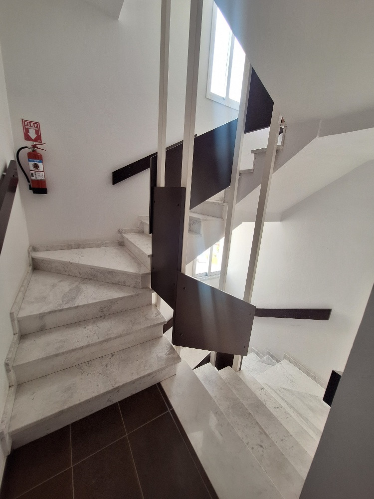 Apartment (Penthouse) in Agios Nikolaos, Larnaca for Sale