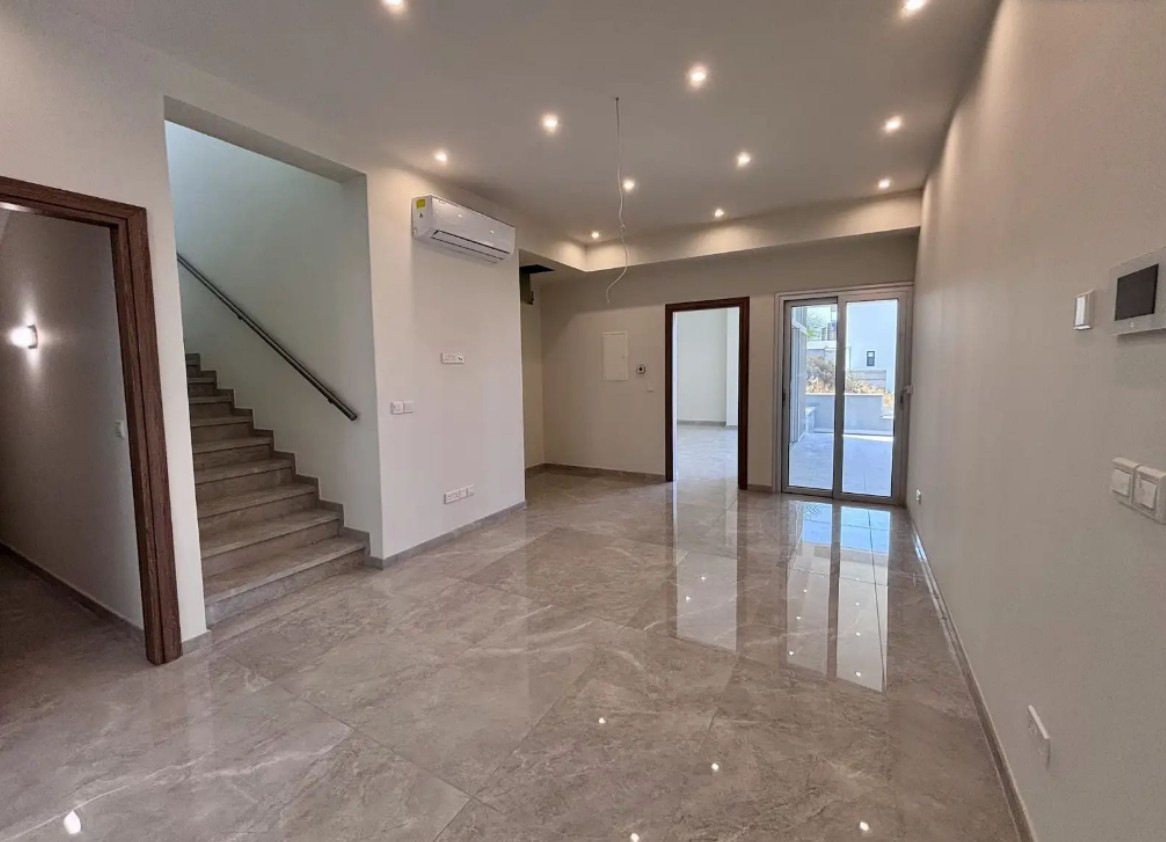 House (Detached) in Agia Fyla, Limassol for Sale