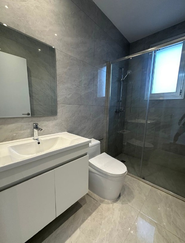 Apartment (Flat) in Linopetra, Limassol for Sale