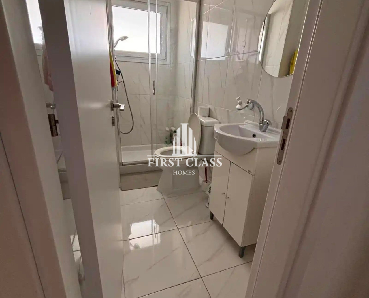 Apartment (Penthouse) in Engomi, Nicosia for Rent