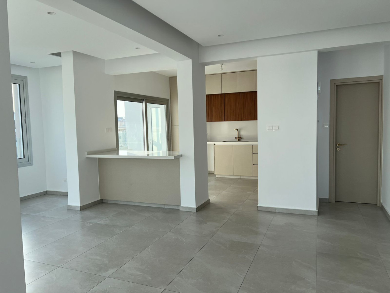 Apartment (Penthouse) in Neapoli, Limassol for Sale