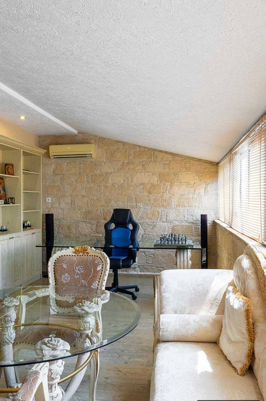 Apartment (Flat) in Agios Nikolaos, Limassol for Sale