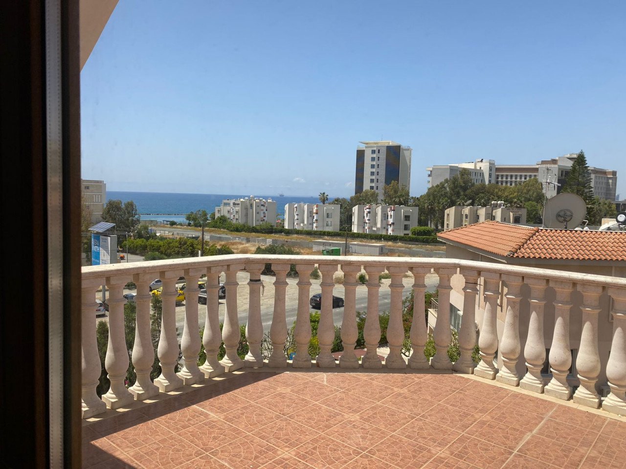 House (Detached) in Amathounta, Limassol for Rent