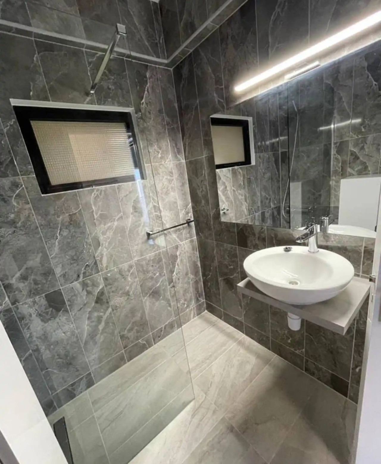 Apartment (Flat) in Germasoyia Tourist Area, Limassol for Sale