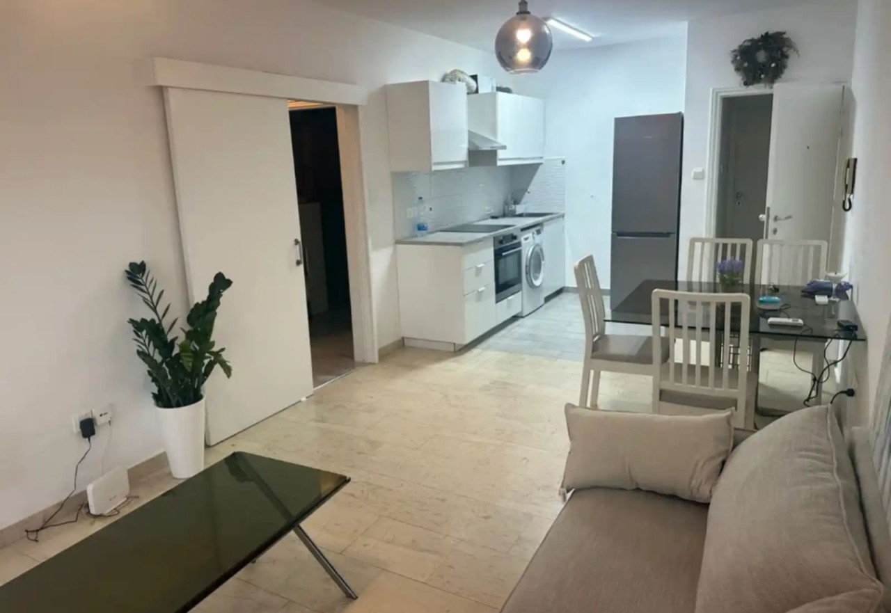 Apartment (Flat) in Germasoyia Tourist Area, Limassol for Sale