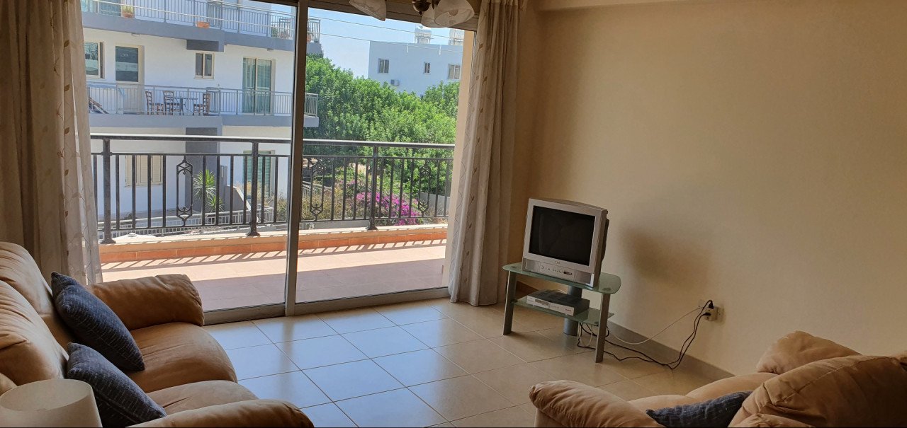 Apartment (Penthouse) in Geroskipou, Paphos for Sale