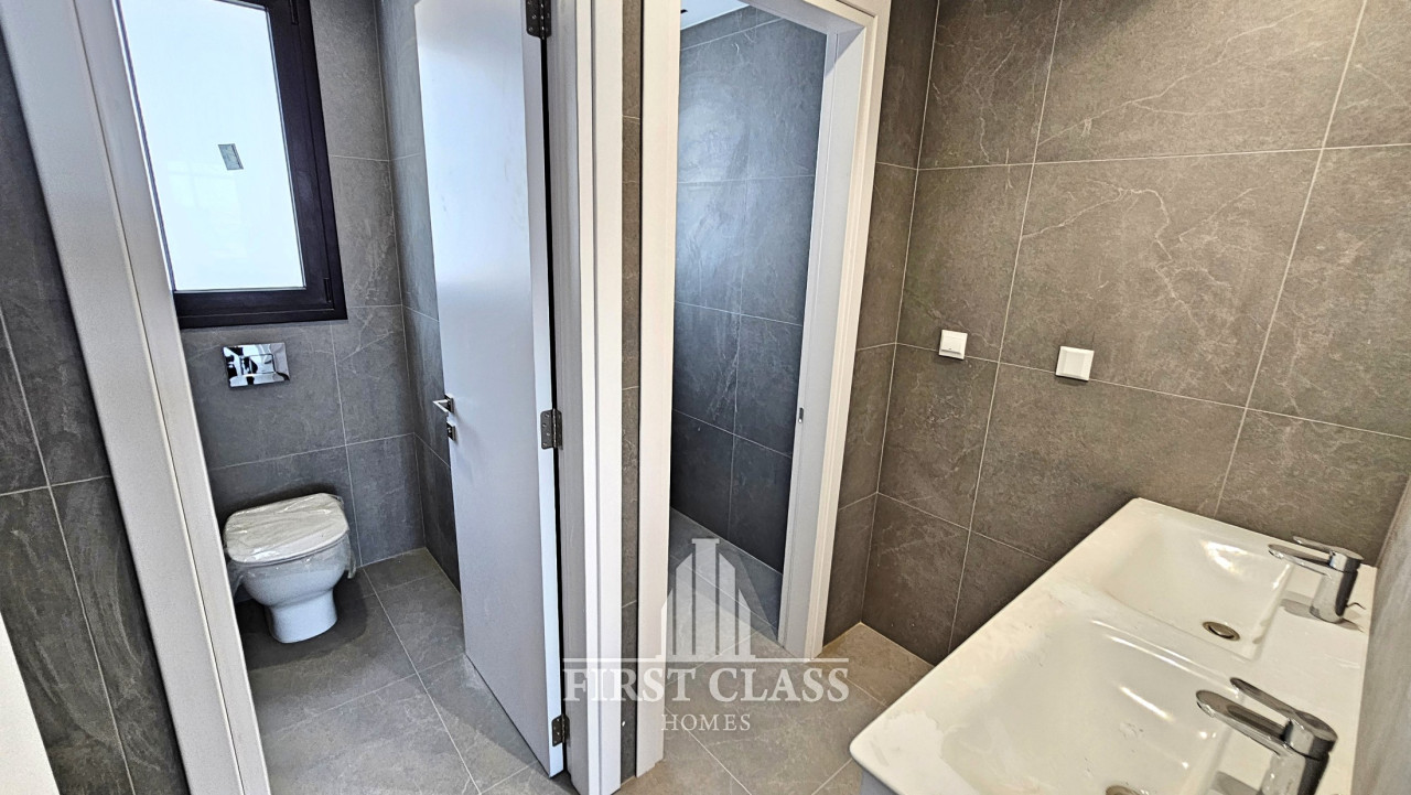 Commercial (Office) in Agia Fyla, Limassol for Sale