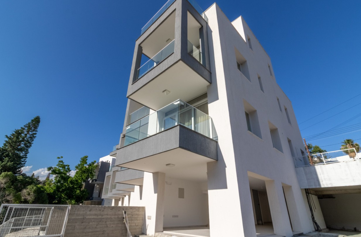 House (Maisonette) in Agios Tychonas, Limassol for Sale