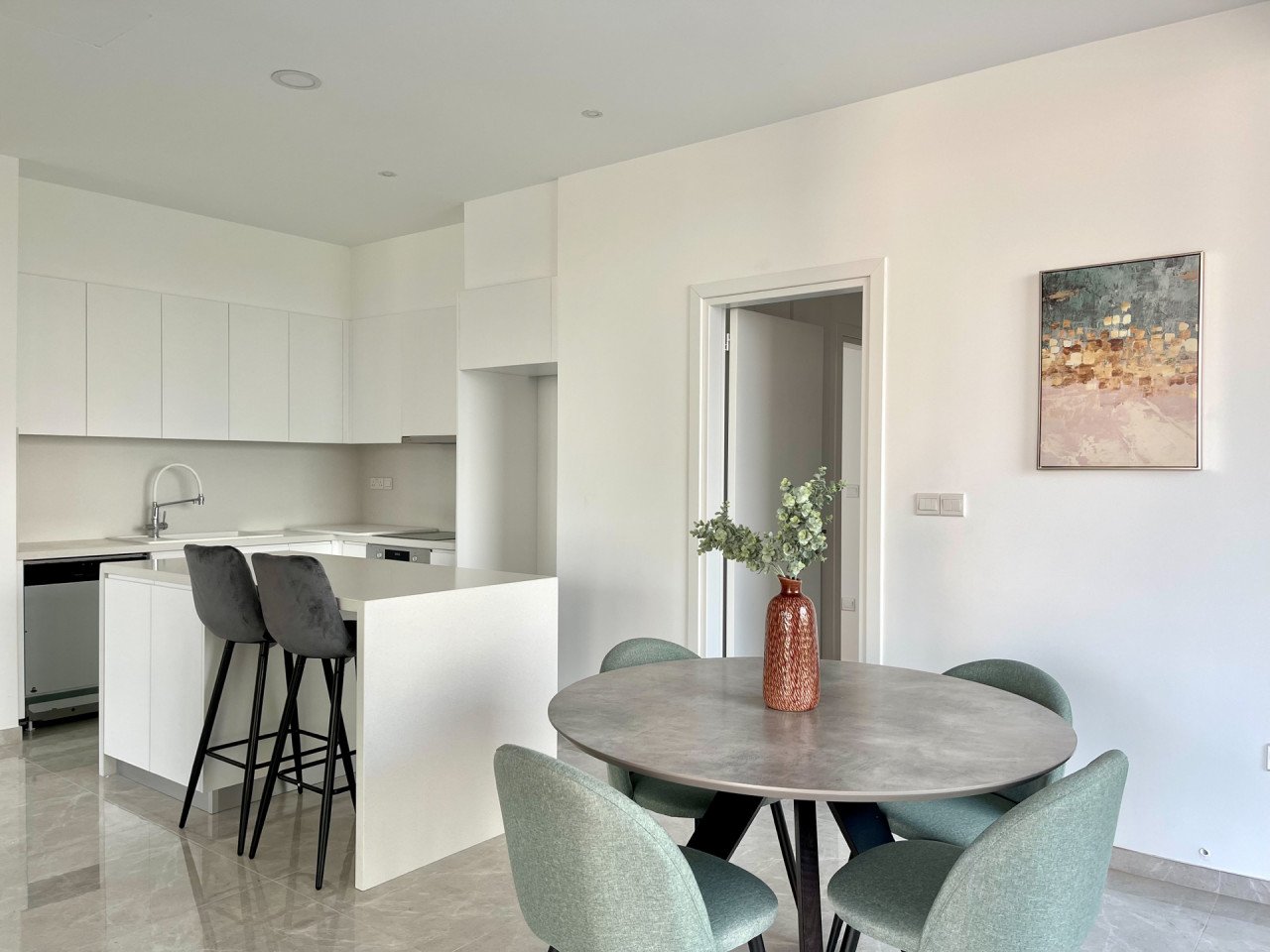 Apartment (Flat) in Neapoli, Limassol for Rent