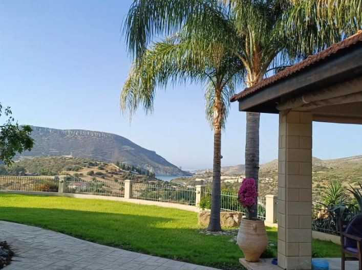 House (Detached) in Akrounta, Limassol for Sale