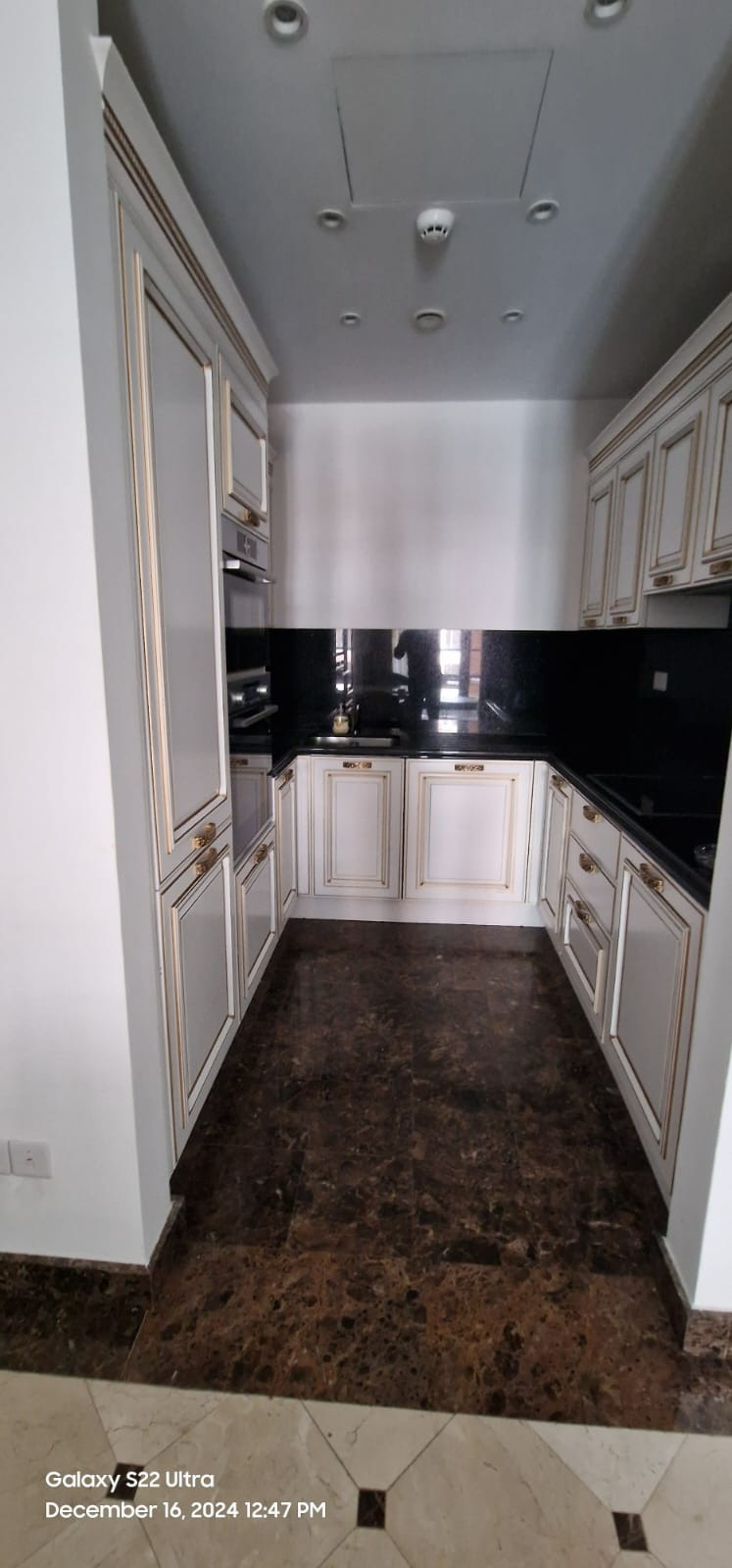 Apartment (Flat) in Germasoyia, Limassol for Rent
