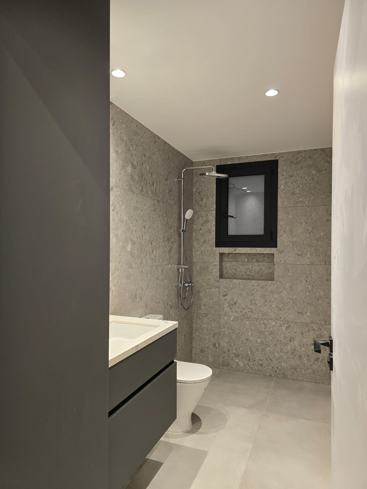 Apartment (Flat) in Germasoyia, Limassol for Rent