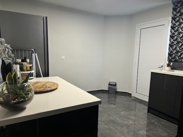 Apartment (Flat) in Parekklisia, Limassol for Rent