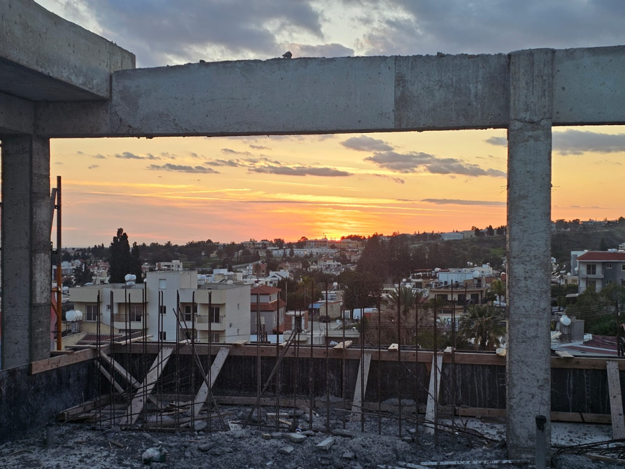 Apartment (Flat) in Agia Fyla, Limassol for Sale