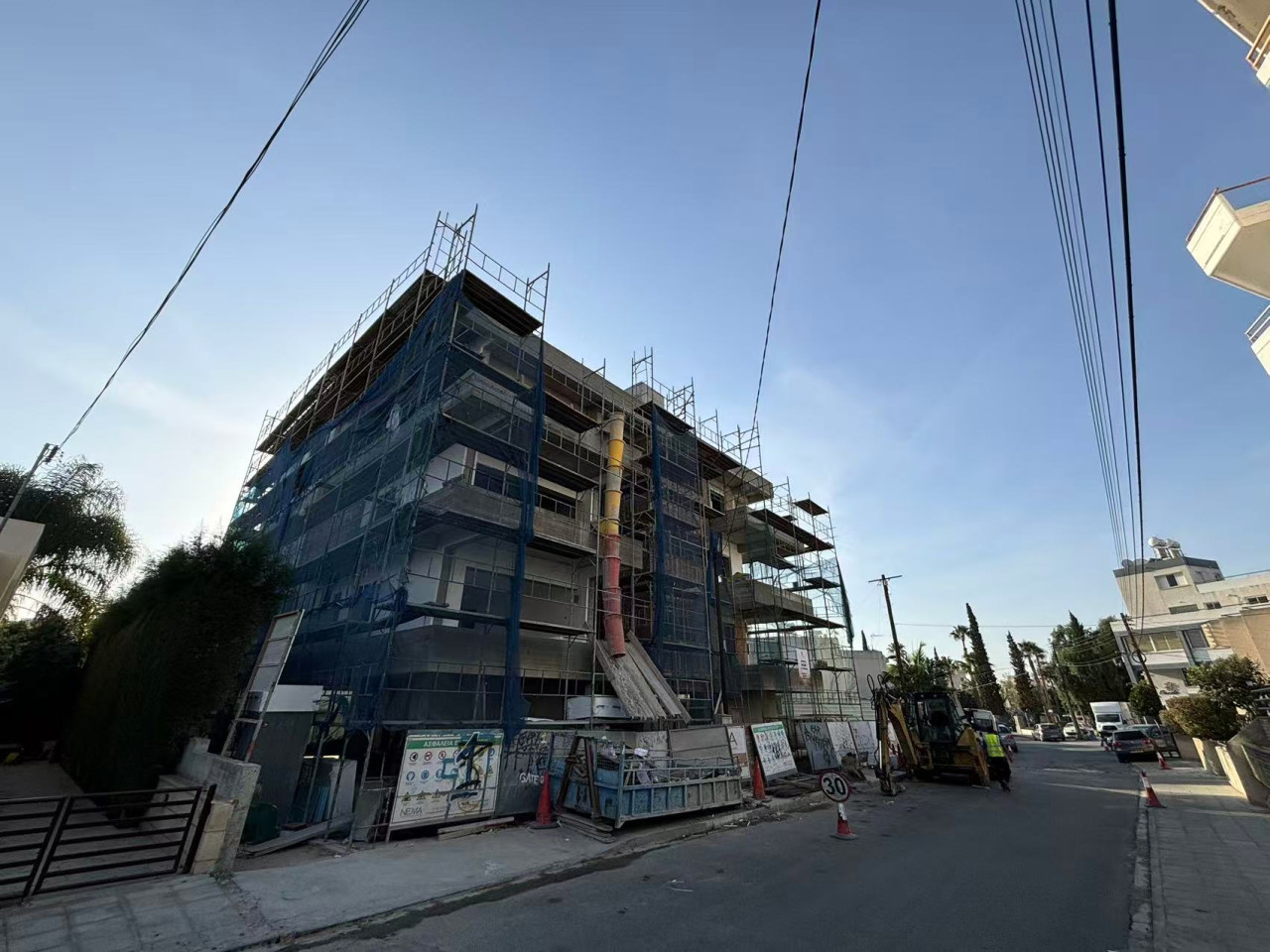 Apartment (Penthouse) in Polemidia (Kato), Limassol for Sale