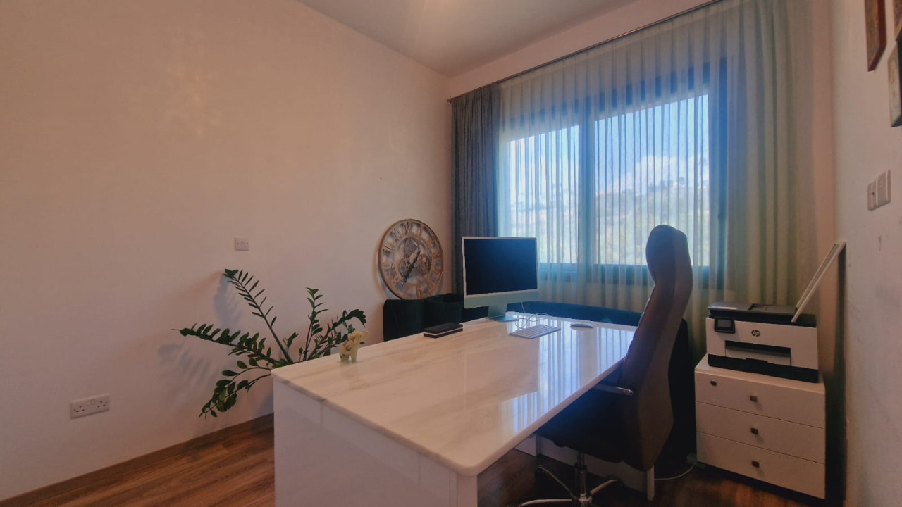 Apartment (Flat) in Moutagiaka Tourist Area, Limassol for Sale