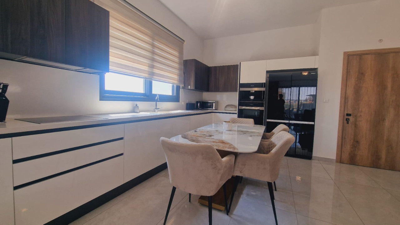 Apartment (Flat) in Moutagiaka Tourist Area, Limassol for Sale
