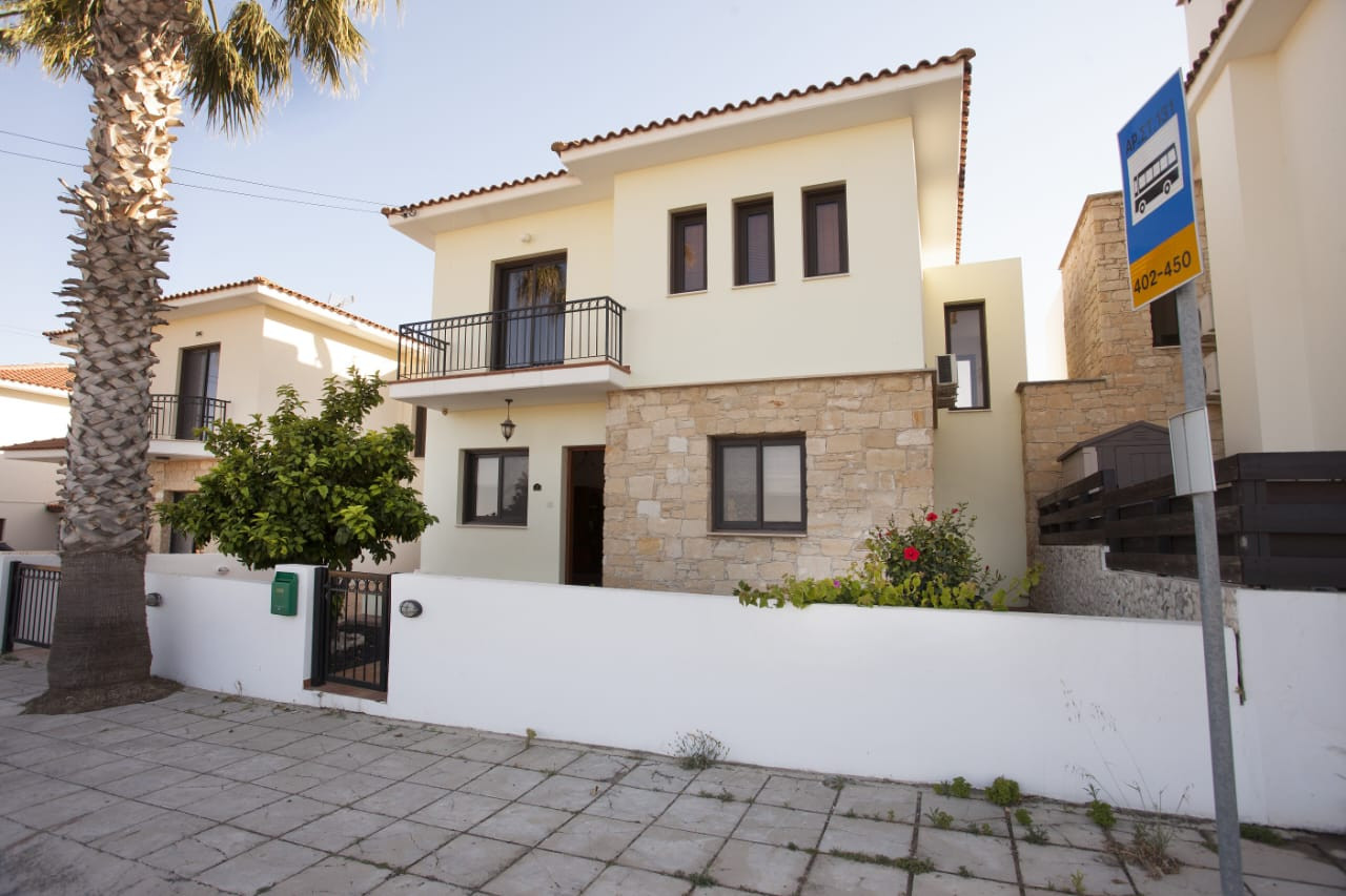 House (Detached) in Maroni, Larnaca for Sale
