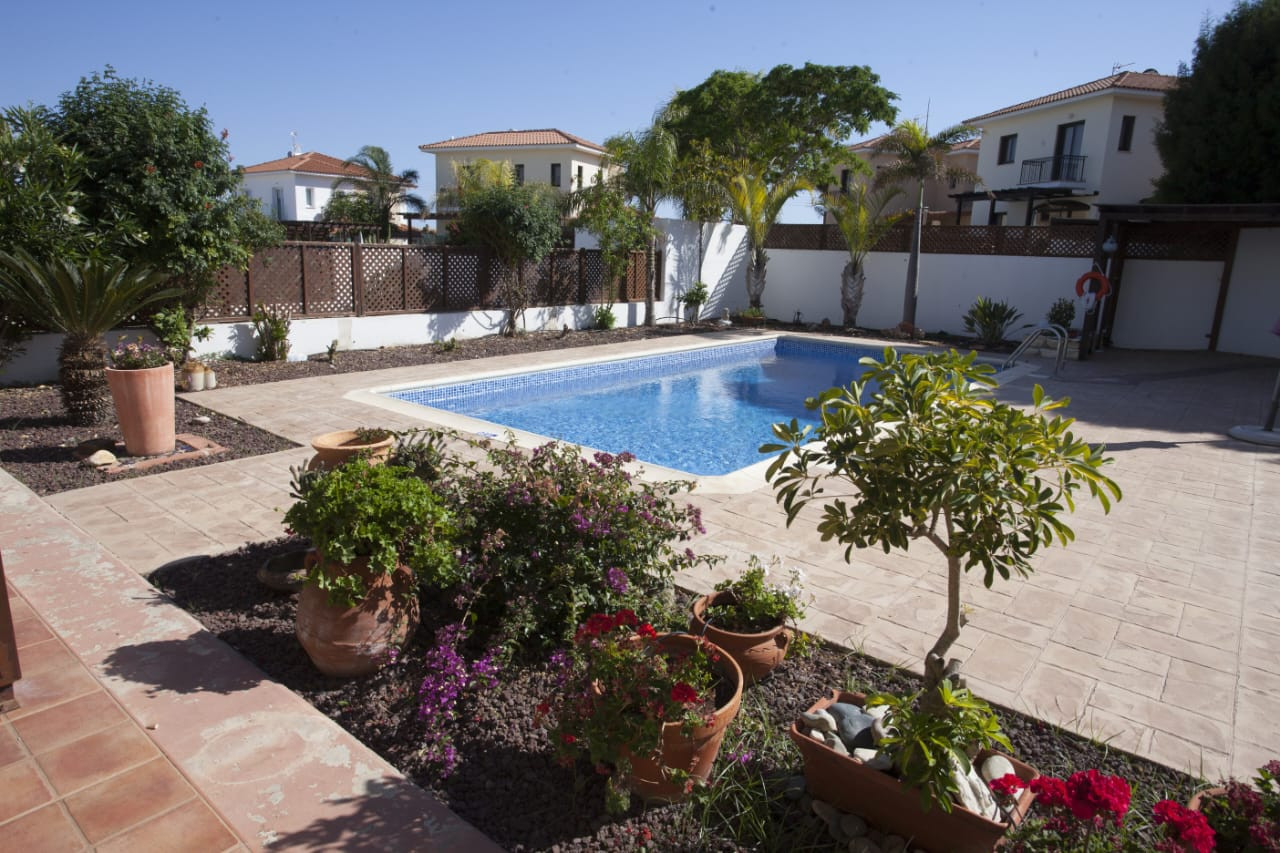 House (Detached) in Maroni, Larnaca for Sale