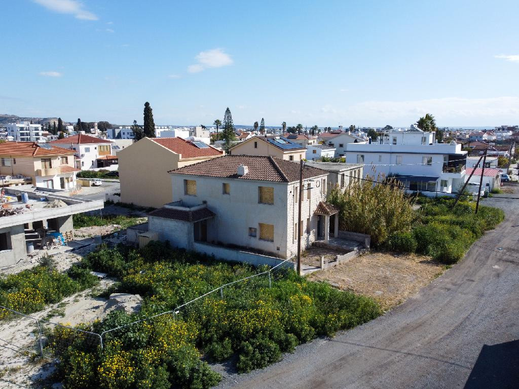 House (Semi detached) in Livadia, Larnaca for Sale