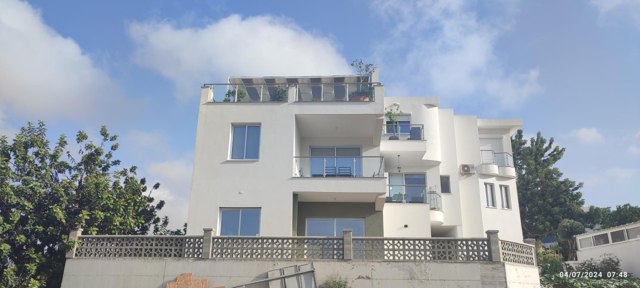 Apartment (Flat) in Mesa Chorio, Paphos for Sale