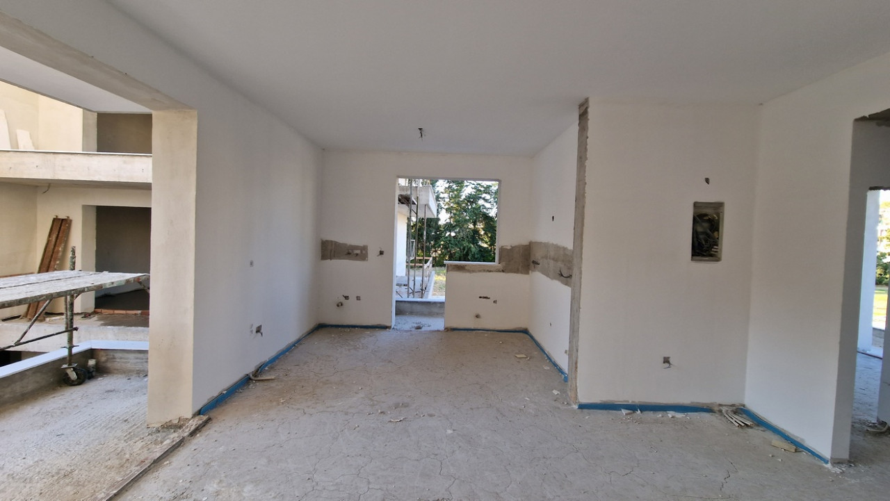 Apartment (Flat) in Universal, Paphos for Sale