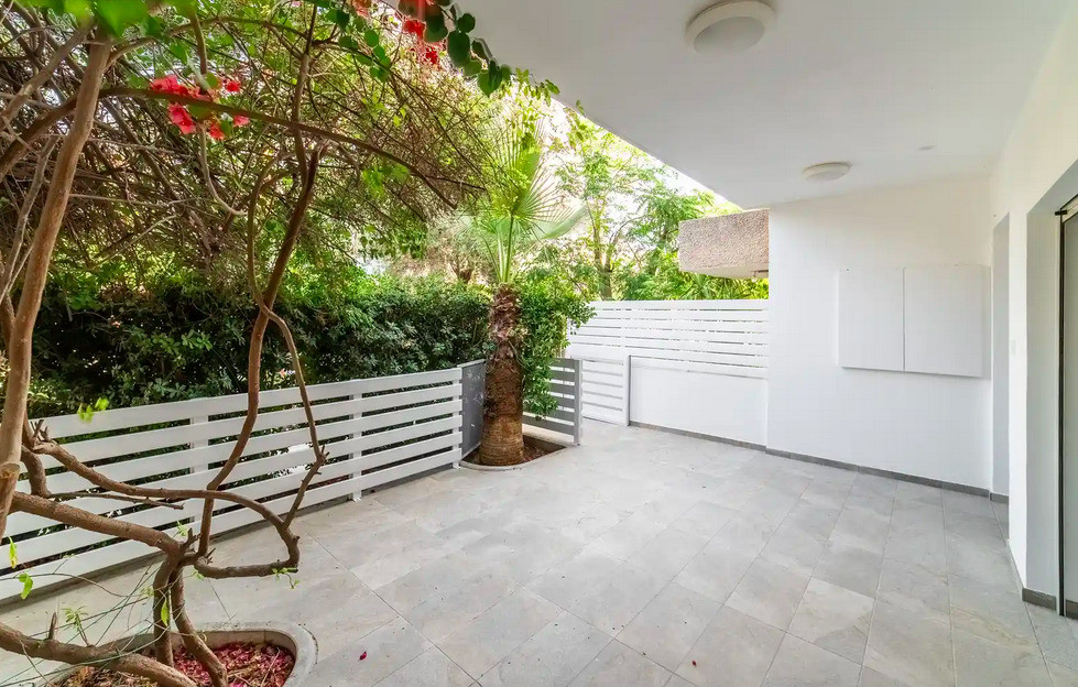 Apartment (Flat) in Agioi Omologites, Nicosia for Rent