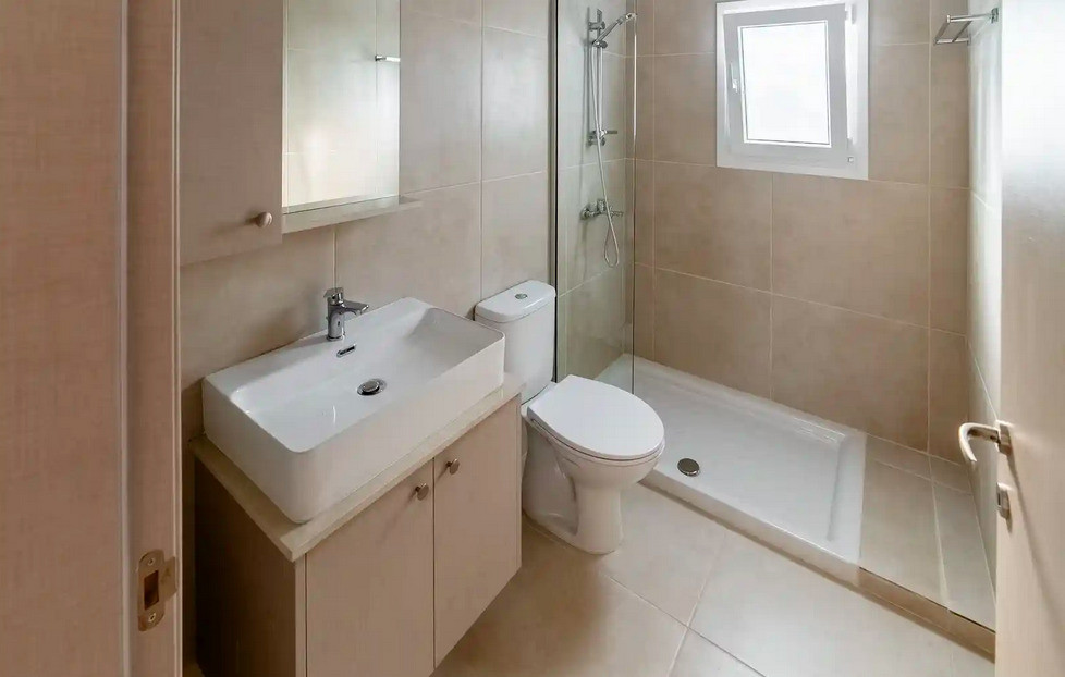 Apartment (Flat) in Agioi Omologites, Nicosia for Rent