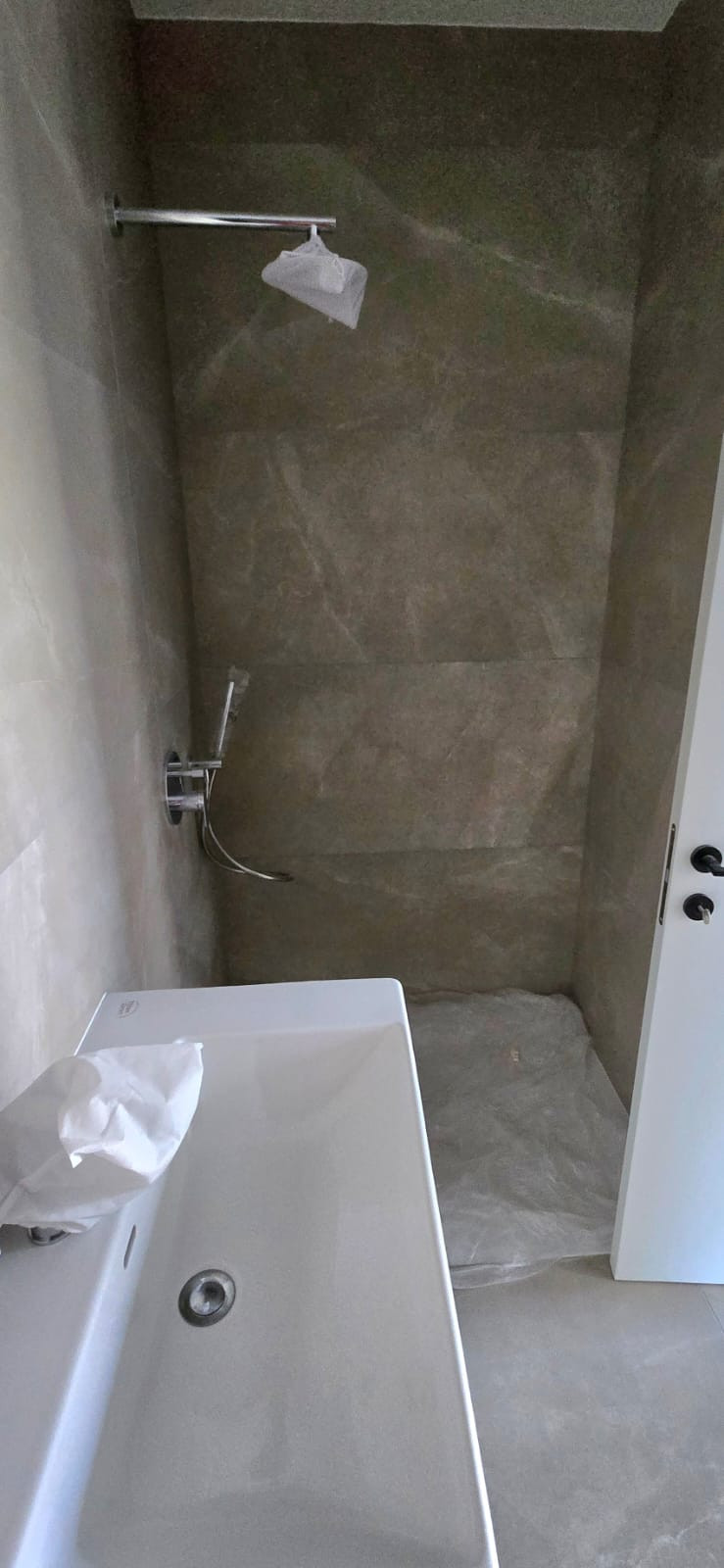 Apartment (Flat) in Germasoyia, Limassol for Sale