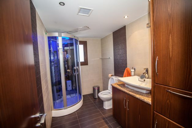 House (Detached) in Kolossi, Limassol for Sale
