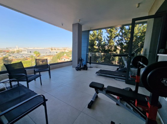Apartment (Penthouse) in Germasoyia, Limassol for Sale
