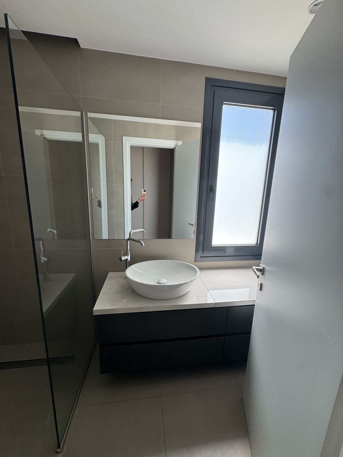 Apartment (Flat) in Mesa Geitonia, Limassol for Sale