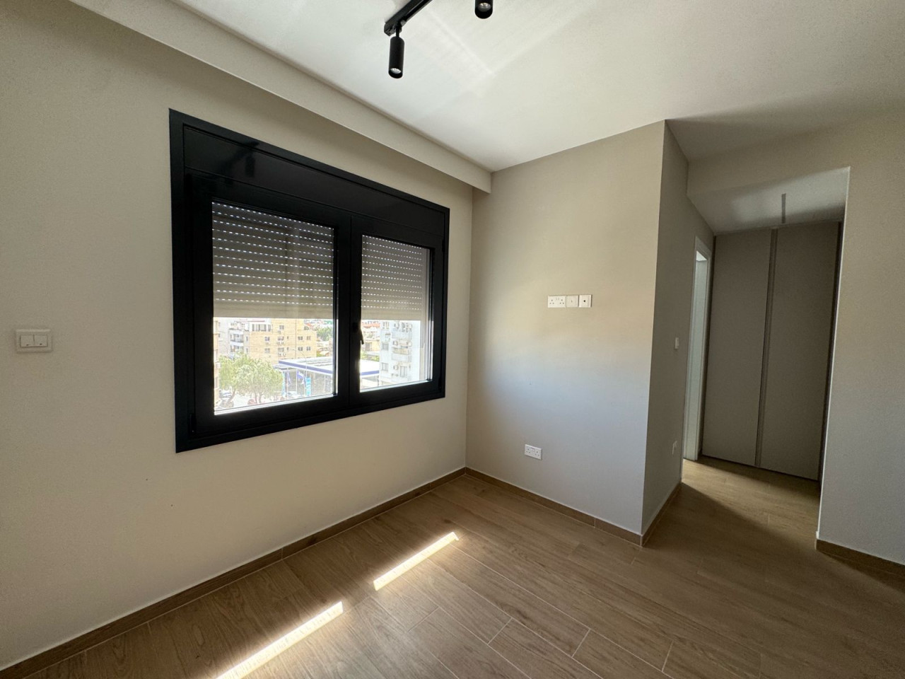 Apartment (Flat) in Mesa Geitonia, Limassol for Sale