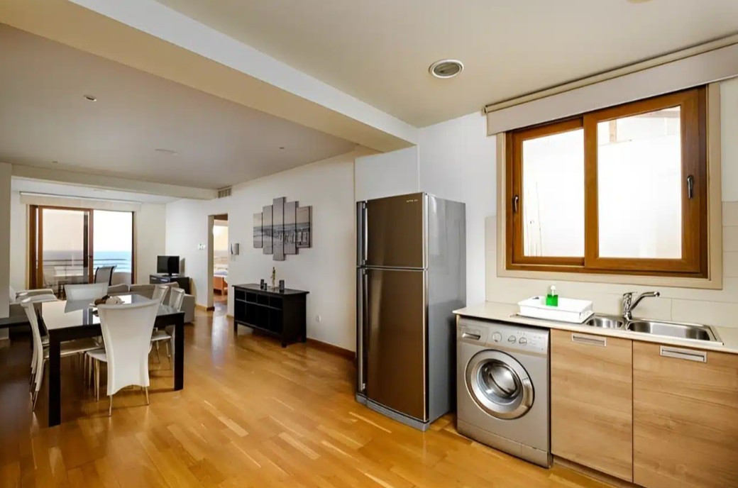 Apartment (Flat) in Finikoudes, Larnaca for Sale