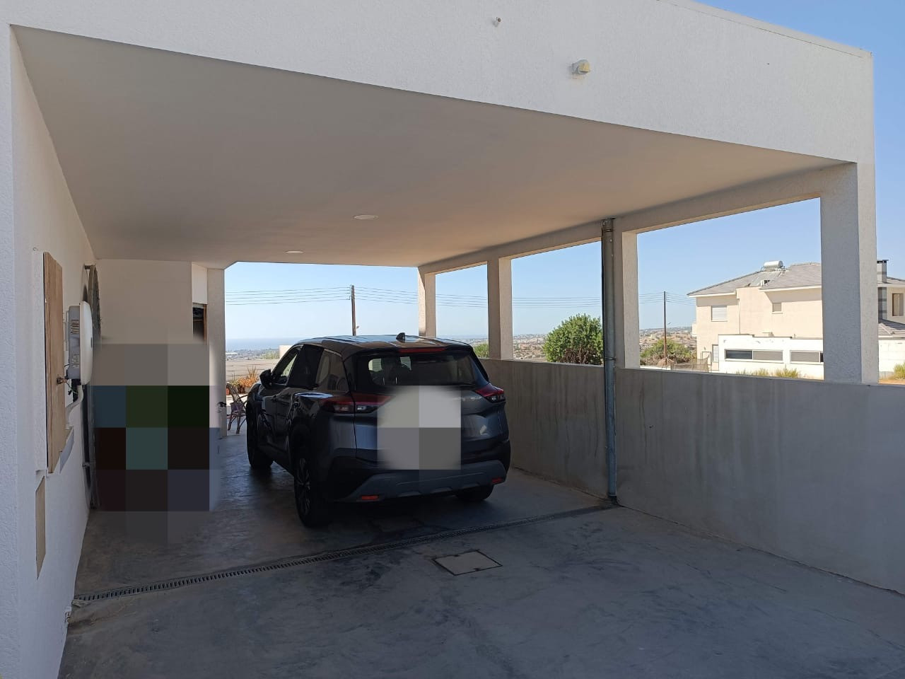 House (Detached) in Kolossi, Limassol for Sale