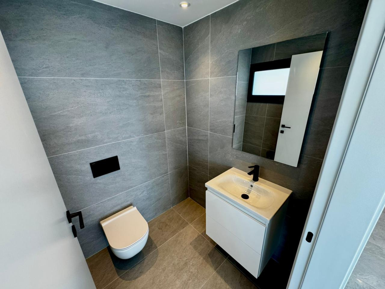 Apartment (Penthouse) in Linopetra, Limassol for Sale