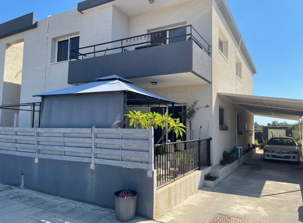 Building (Default) in Kolossi, Limassol for Sale