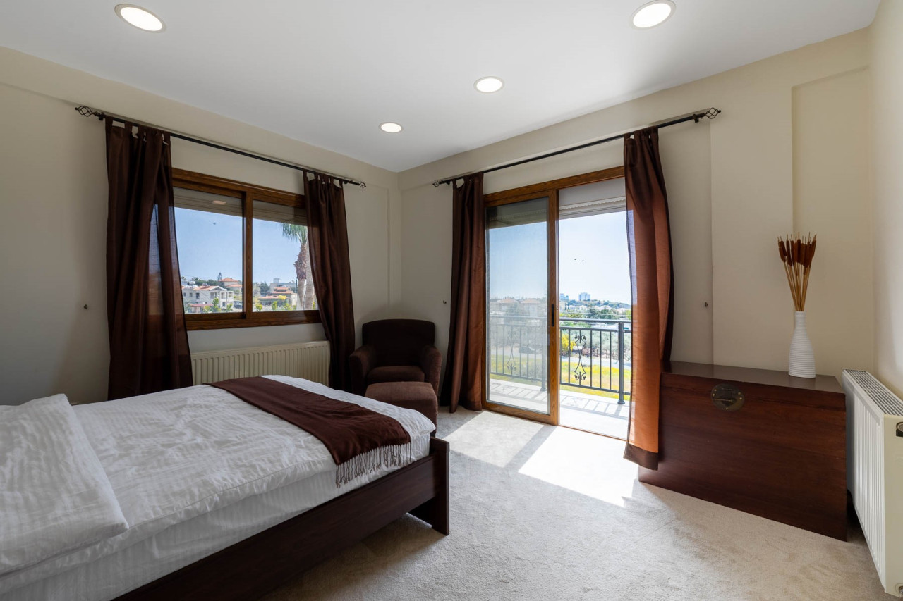 House (Detached) in Moutagiaka, Limassol for Sale