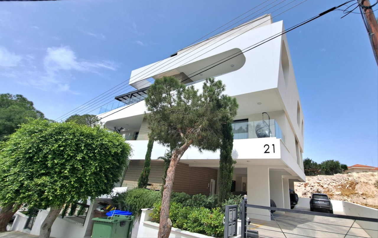Apartment (Flat) in Green Area, Limassol for Rent